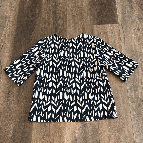 Everly top, women’s size small.  Navy blue and off white design. - Picture 5 of 6